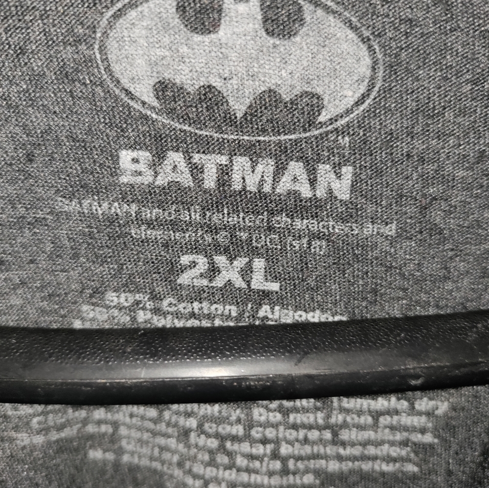 BATMAN T-SHIRT - Picture 2 of 4